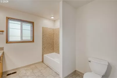 6788 SE Molt St, Milwaukie, OR 97267 - Photo 11