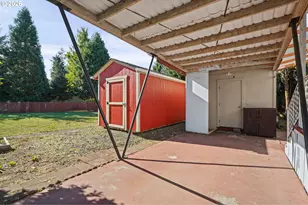 39202 Camp Creek Rd, Springfield, OR 97478 - Photo 5