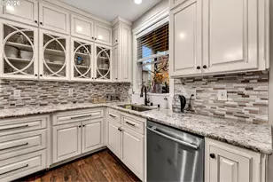 8108 NE 32nd St, Vancouver, WA 98662 - Photo 17