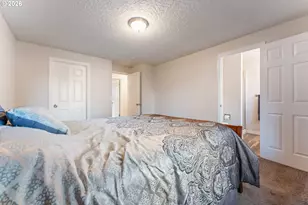 1893 NE 12th Ave, Hillsboro, OR 97124 - Photo 19