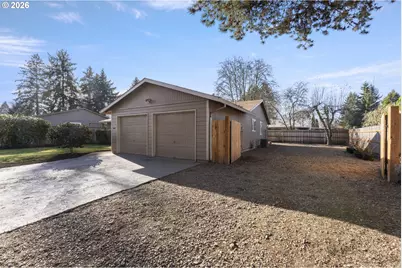 1893 NE 12th Ave, Hillsboro, OR 97124 - Photo 3