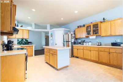 3008 N 1st St, La Grande, OR 97850 - Photo 5