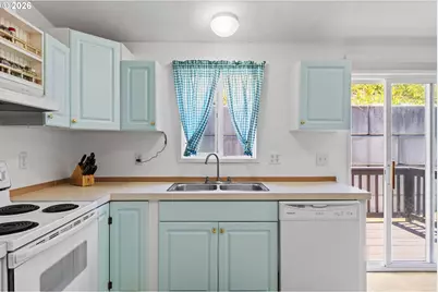 63431 Jerome Rd, Coos Bay, OR 97420 - Photo 17
