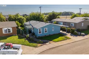 11105 NE Main St, Donald, OR 97020 - Photo 23