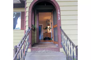 1913 E St, Washougal, WA 98671 - Photo 3