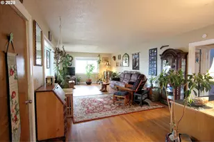 1913 E St, Washougal, WA 98671 - Photo 5