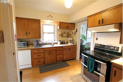 1913 E St, Washougal, WA 98671 - Photo 17