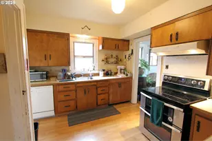 1913 E St, Washougal, WA 98671 - Photo 17