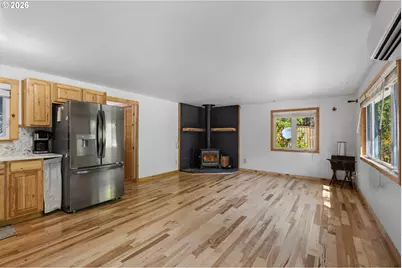 271 Anita Ln, Glide, OR 97443 - Photo 11