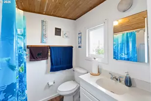 875 Division St NE, Bandon, OR 97411 - Photo 13