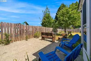 875 Division St NE, Bandon, OR 97411 - Photo 7