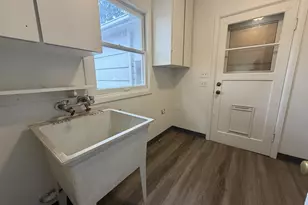 11500 SE Hawthorne St, Portland, OR 97216 - Photo 5