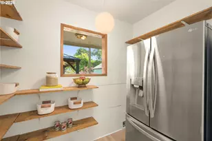 402 SE 31st Ave, Portland, OR 97214 - Photo 9