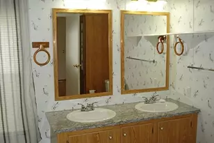 241 Twin Oaks Loop, Winston, OR 97496 - Photo 9