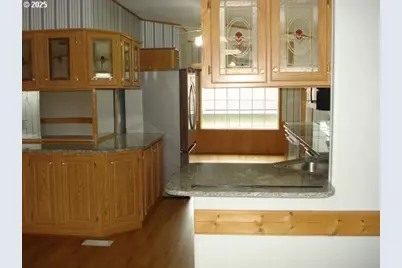 241 Twin Oaks Loop, Winston, OR 97496 - Photo 11