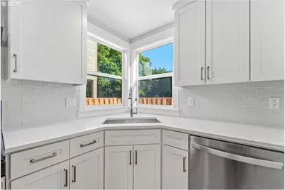 2505 N Winchell St, Portland, OR 97217 - Photo 7