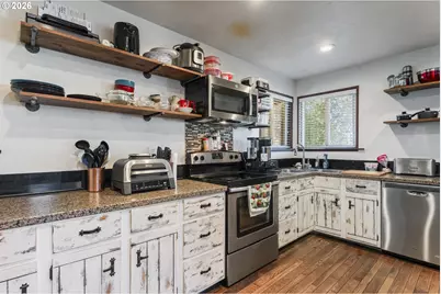 63696 Harriet Rd, Coos Bay, OR 97420 - Photo 5