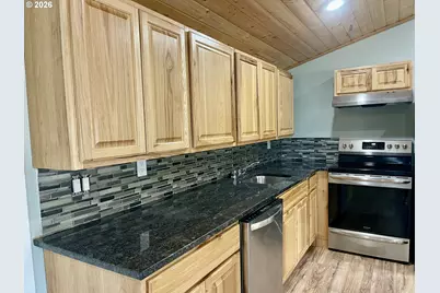1545 Underwood Ave, Coos Bay, OR 97420 - Photo 9