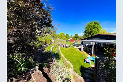 858 E Main St, John Day, OR 97845 - Photo 27