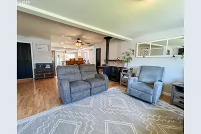 858 E Main St, John Day, OR 97845 - Photo 3