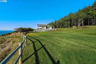 88515 Pacific Surf, Bandon, OR 97411 - Photo 11