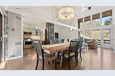 1320 Ingersoll St, Coos Bay, OR 97420 - Photo 7