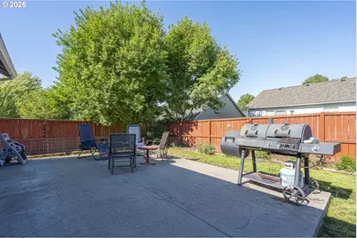 177 SW Mt Mazama St, McMinnville, OR 97128 - Photo 39