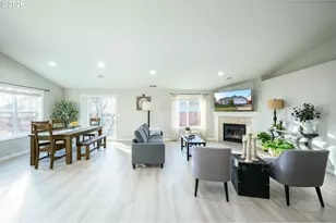 177 SW Mt Mazama St, McMinnville, OR 97128 - Photo 13