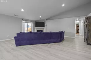 177 SW Mt Mazama St, McMinnville, OR 97128 - Photo 9