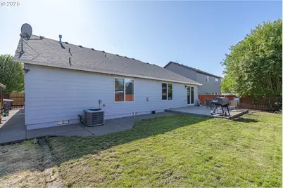 177 SW Mt Mazama St, McMinnville, OR 97128 - Photo 37