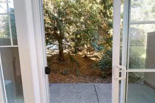 15480 SW Sparrow Loop, Beaverton, OR 97007 - Photo 11