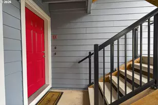 47 Eagle Crest Dr, Lake Oswego, OR 97035 - Photo 3