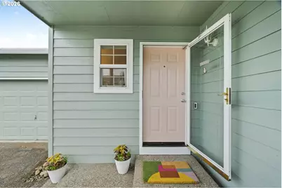 15006 SE Sieben Creek Dr, Clackamas, OR 97015 - Photo 3