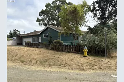 1375 Fenwick St, Coos Bay, OR 97420 - Photo 23