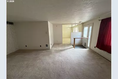 1375 Fenwick St, Coos Bay, OR 97420 - Photo 15