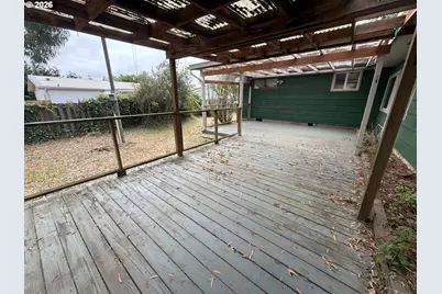 1375 Fenwick St, Coos Bay, OR 97420 - Photo 5