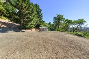 560 Hagle Ln, Roseburg, OR 97470 - Photo 31
