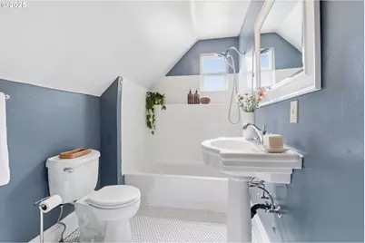 954 NE Emerson St, Portland, OR 97211 - Photo 35