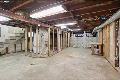 954 NE Emerson St, Portland, OR 97211 - Photo 31