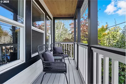 954 NE Emerson St, Portland, OR 97211 - Photo 3