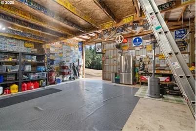 30402 Townsend Rd, Lebanon, OR 97355 - Photo 33