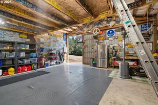 30402 Townsend Rd, Lebanon, OR 97355 - Photo 33