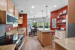 30402 Townsend Rd, Lebanon, OR 97355 - Photo 9