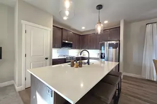 2297 NE 5th St, Hermiston, OR 97838 - Photo 9