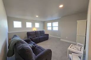 2297 NE 5th St, Hermiston, OR 97838 - Photo 17