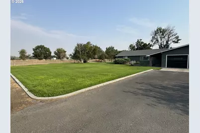 32780 W Spearman Rd, Hermiston, OR 97838 - Photo 3
