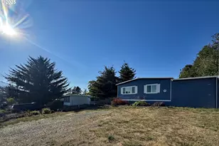 16391 S Hwy 101, Brookings, OR 97415 - Photo 41