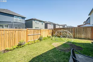 2906 V St, Springfield, OR 97477 - Photo 35