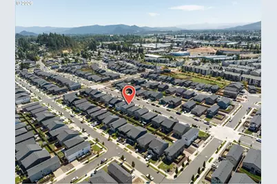 2906 V St, Springfield, OR 97477 - Photo 41