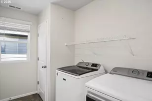 2906 V St, Springfield, OR 97477 - Photo 31